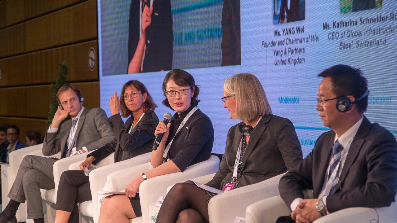 Dr Wei Yang delivered a keynote speech at UNIDO “BRIDGE for Cities” conference in Vienna